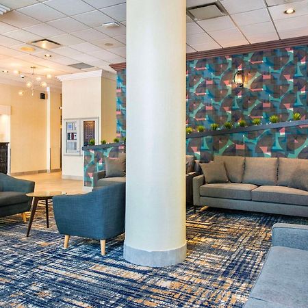 Grand Park Hotel & Suites Downtown Vancouver, Ascend Hotel Collection Екстериор снимка