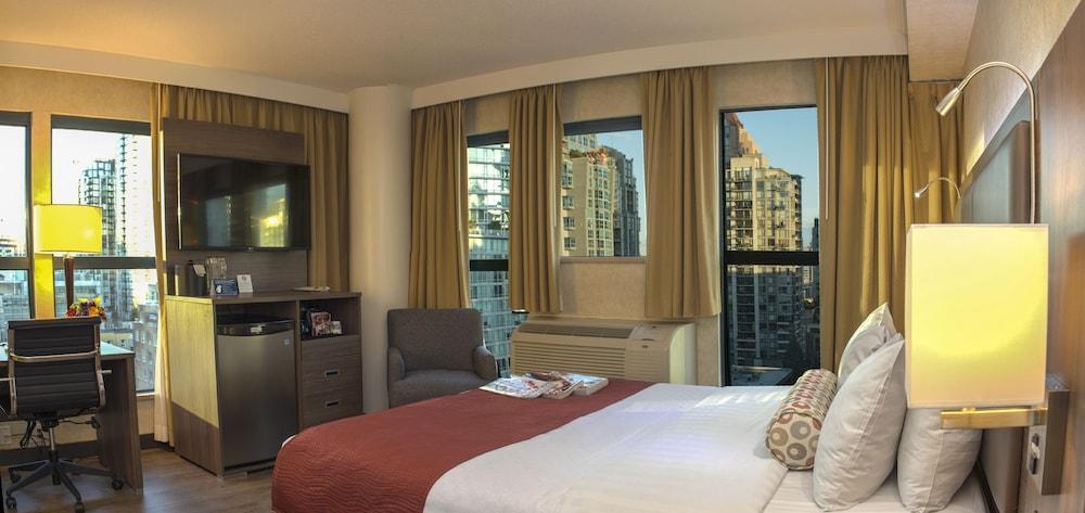 Grand Park Hotel & Suites Downtown Vancouver, Ascend Hotel Collection Екстериор снимка
