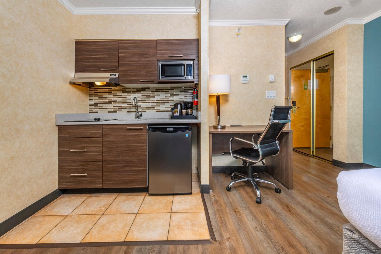 Grand Park Hotel & Suites Downtown Vancouver, Ascend Hotel Collection Екстериор снимка