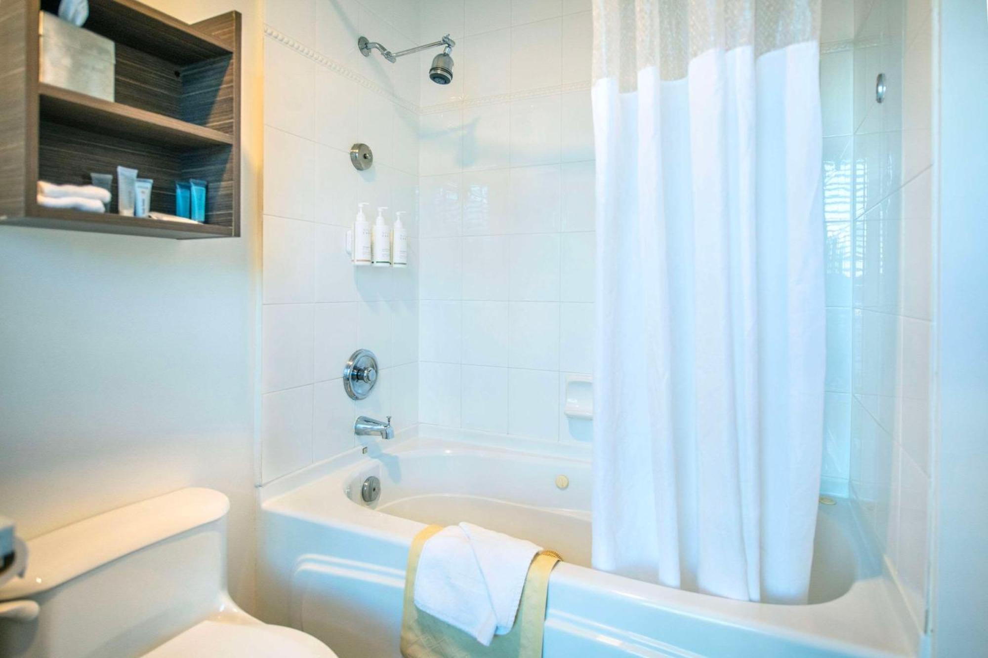 Grand Park Hotel & Suites Downtown Vancouver, Ascend Hotel Collection Екстериор снимка