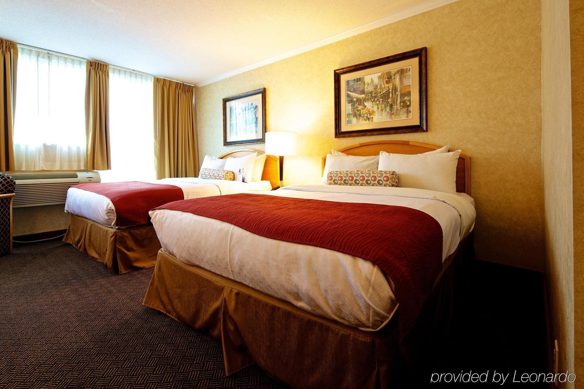 Grand Park Hotel & Suites Downtown Vancouver, Ascend Hotel Collection Екстериор снимка